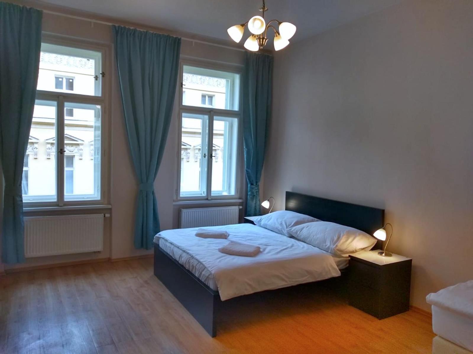 Valentine'S National Museum Apartments Prag Rum bild
